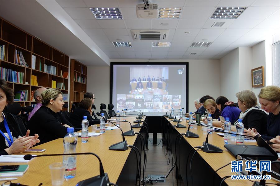 (國(guó)際)(1)中國(guó)同歐亞和南亞地區(qū)國(guó)家舉行新冠肺炎疫情防控問題視頻會(huì)議