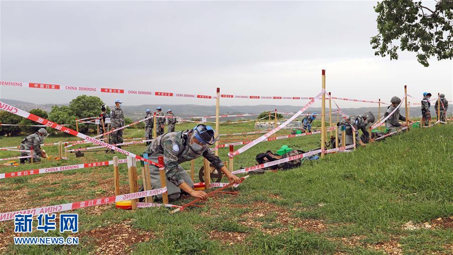 （國際&middot;圖文互動）（3）通訊：&ldquo;中國式掃雷精準且高效&rdquo;&mdash;&mdash;記聯黎官員視察中國維和官兵&ldquo;藍線&rdquo;掃雷訓練