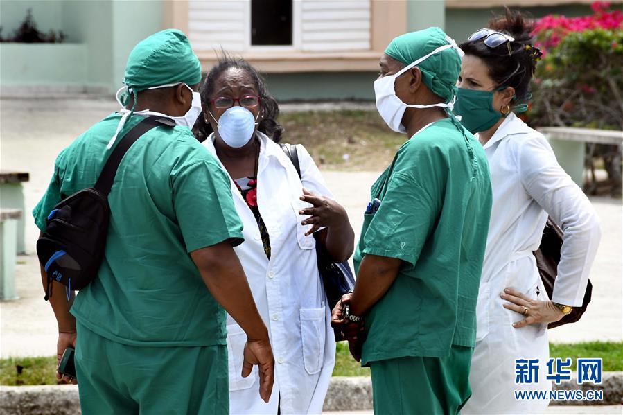 (海外抗疫故事·圖文互動)(6)通訊:“比起待在家里,我更想幫助別人”——記古巴信息科技大學(xué)集中隔離點(diǎn)的師生志愿者