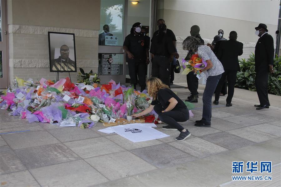 (國(guó)際)(4)弗洛伊德葬禮在美國(guó)休斯敦舉行