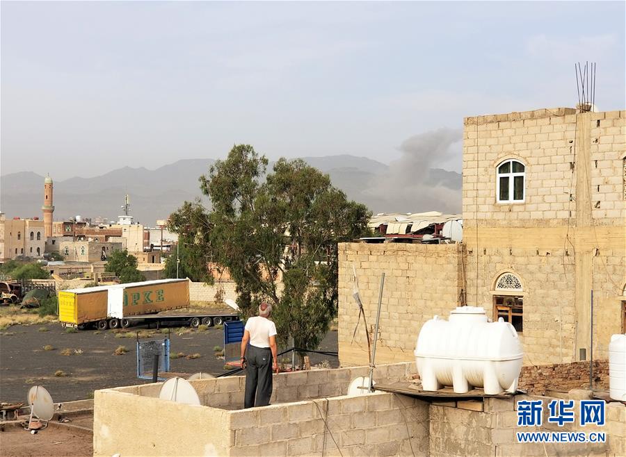 (國(guó)際)(2)也門首都薩那遭聯(lián)軍戰(zhàn)機(jī)多次空襲