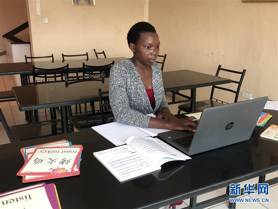 （海外抗疫故事&middot;圖文互動）（3）通訊：疫情阻擋不了津巴布韋人學中文的熱情