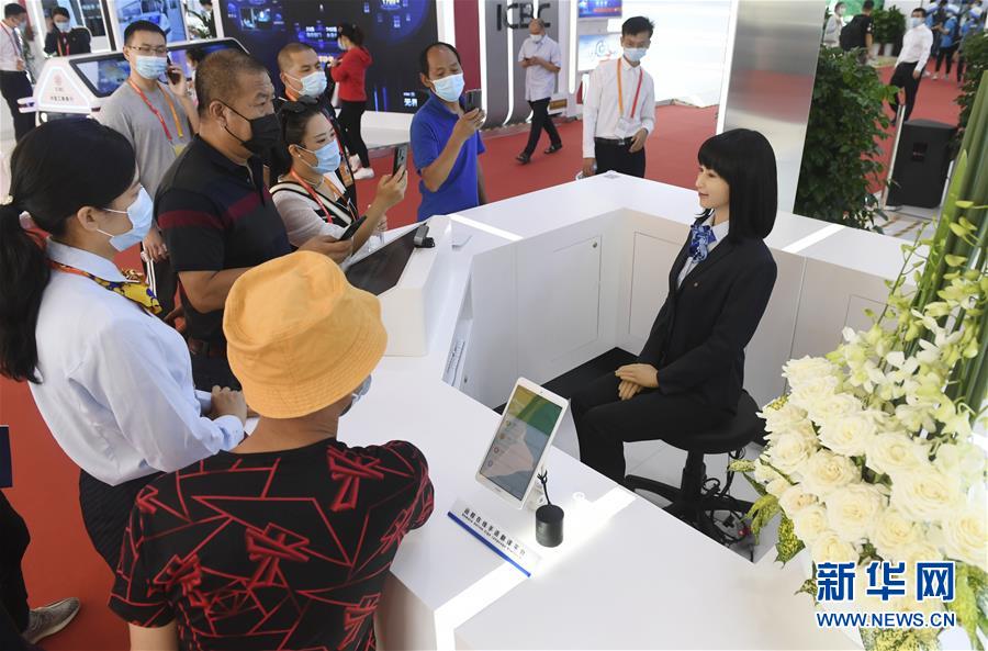 （2020服貿會）（14）各顯神通的&ldquo;機器伙伴&rdquo;