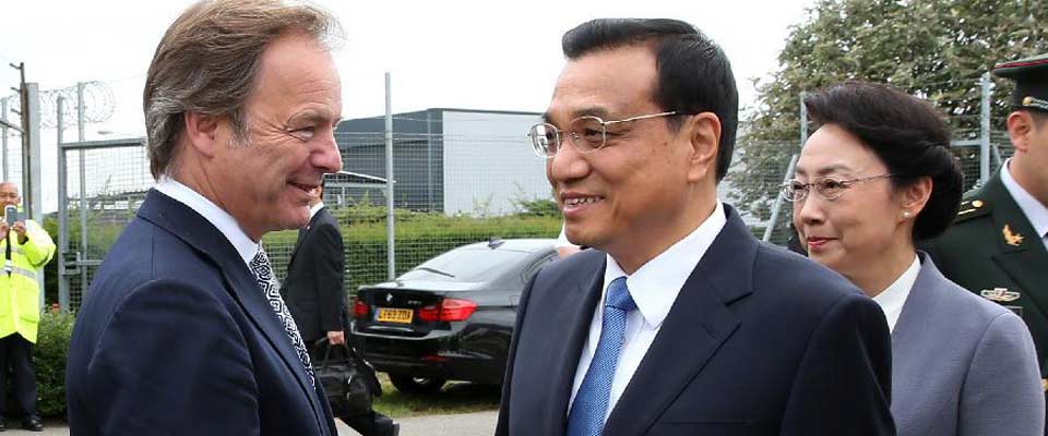 李克強抵達(dá)倫敦對英國進(jìn)行正式訪問