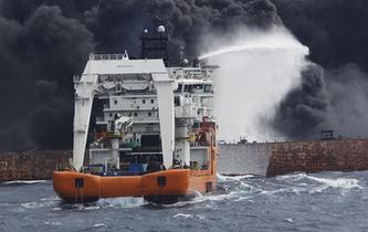 上海海事局：&ldquo;桑吉&rdquo;輪不斷發(fā)生爆燃 搜救與污染防控工作正在緊張進行