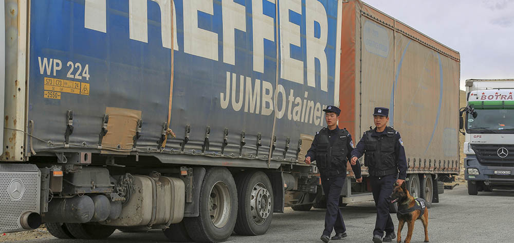 卡拉蘇口岸：中塔貿易迎&ldquo;春風&rdquo;