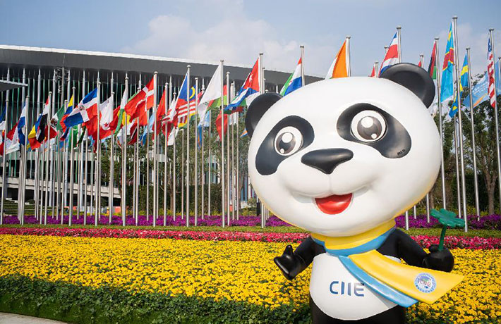 新華時(shí)評(píng)：再推&ldquo;五大開(kāi)放舉措&rdquo;，中國(guó)宣示了什么？